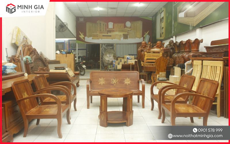 Bàn ghế gỗ thông